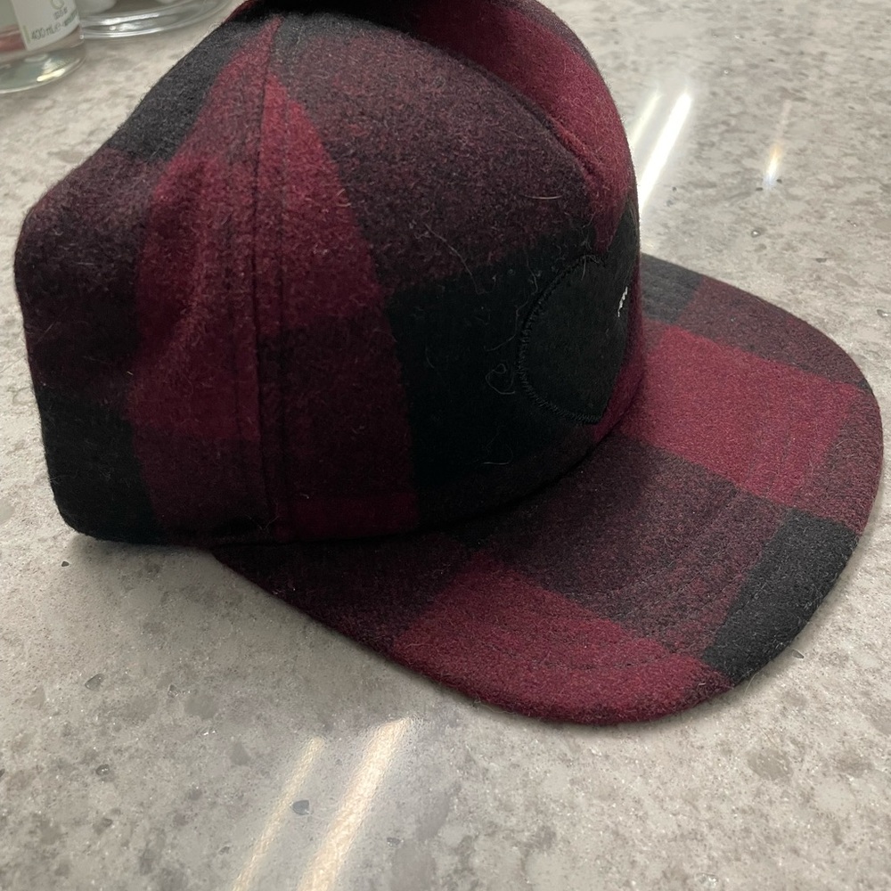 Women’s Vans plaid trucker hat